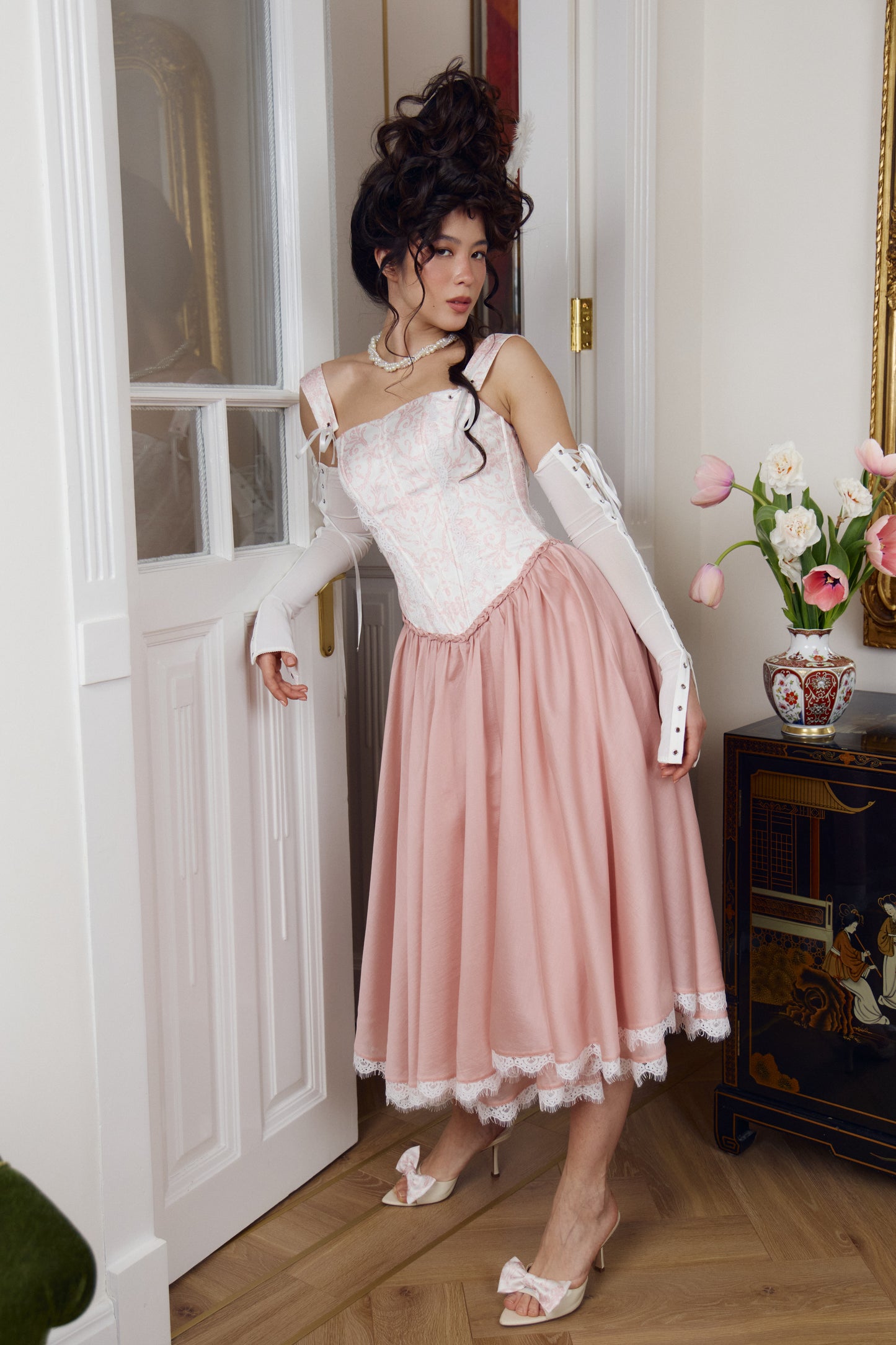 Jeanne pink satin maxi dress with print