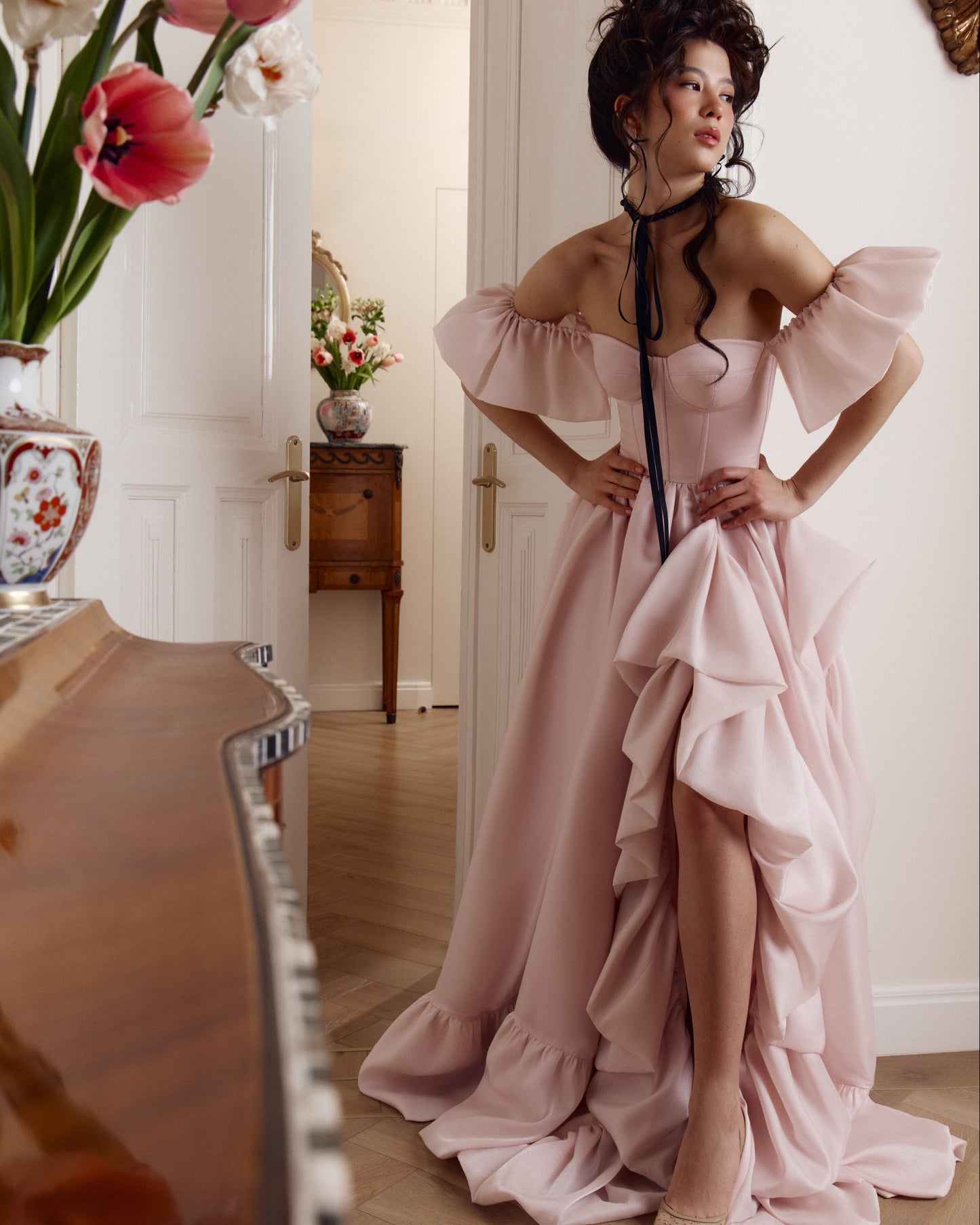 Long organza dress with train Le Bal