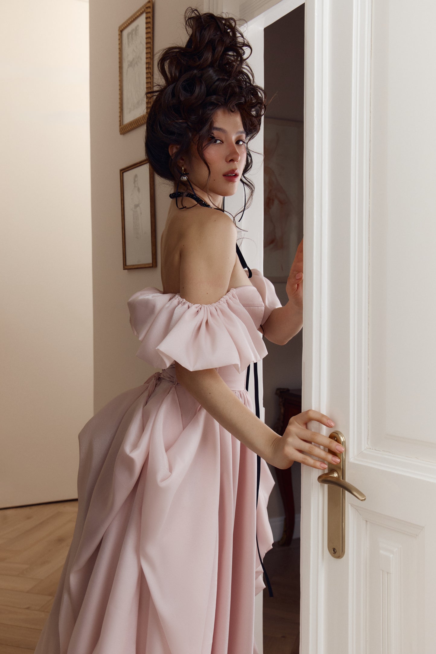Long organza dress with train Le Bal