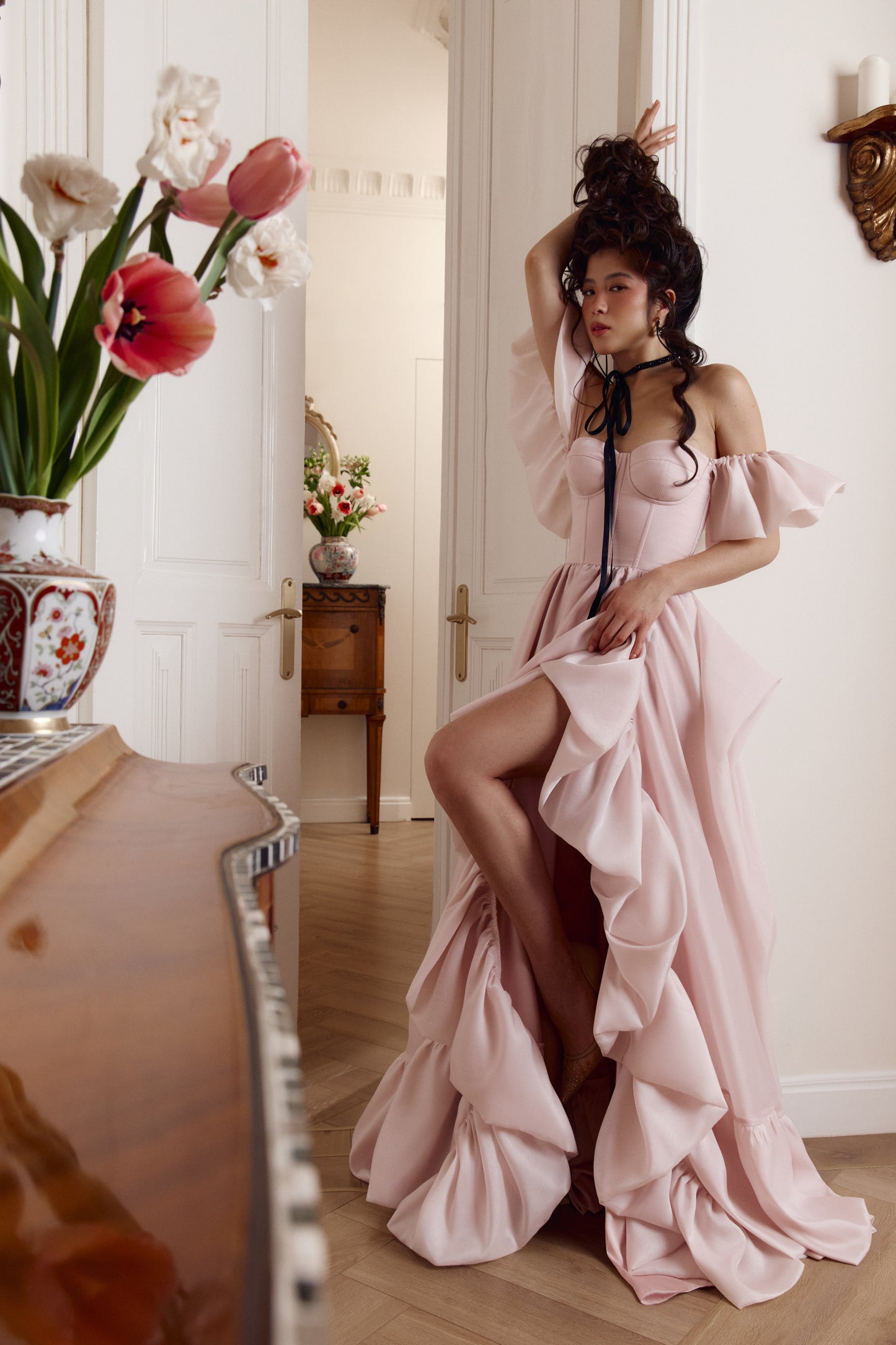 Long organza dress with train Le Bal