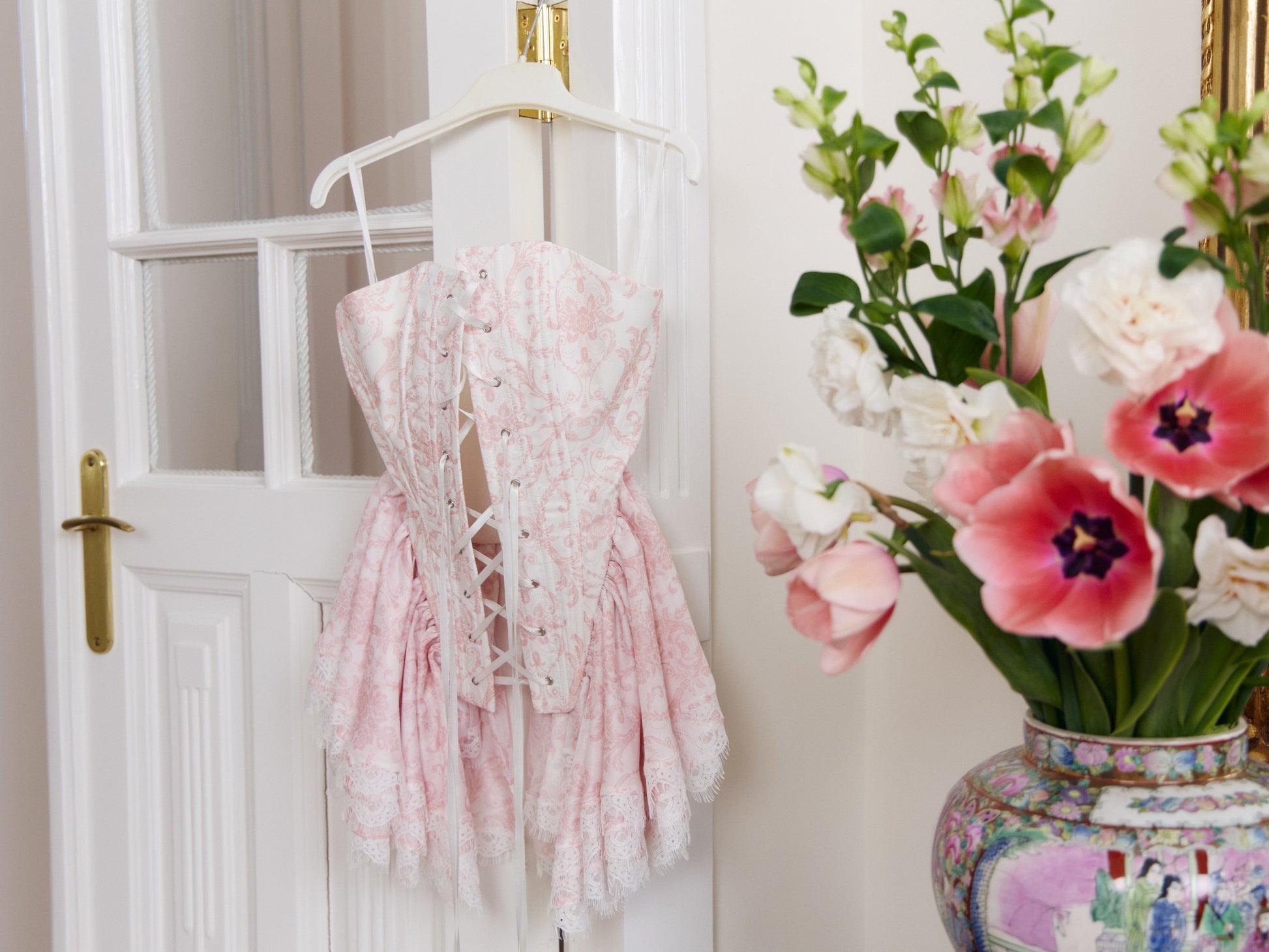 Printed organza corset with structured boning